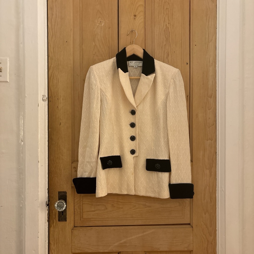 St. John cream and black vintage blazer with velvet trim